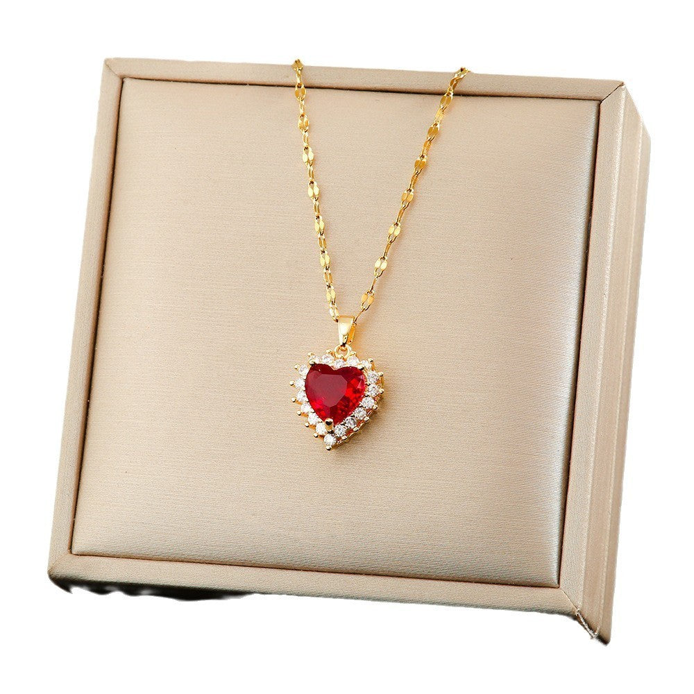 Collier Femme Avec Coeurs en Acier Titane