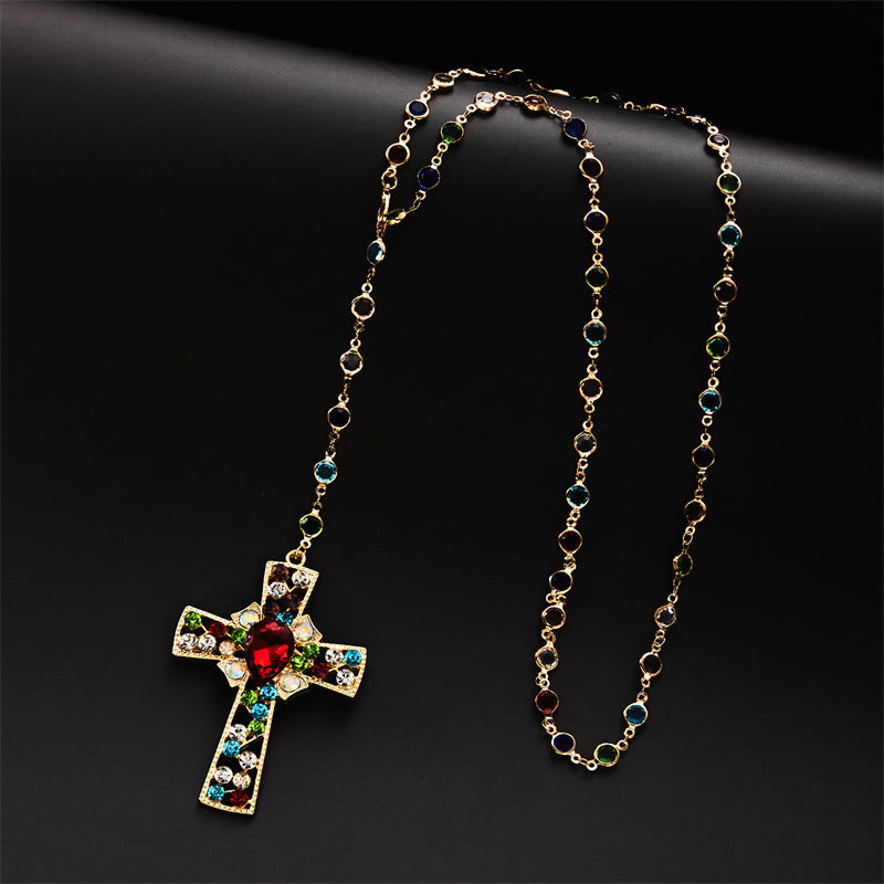 Collier pendentif croix en zircon coloré de haute qualité