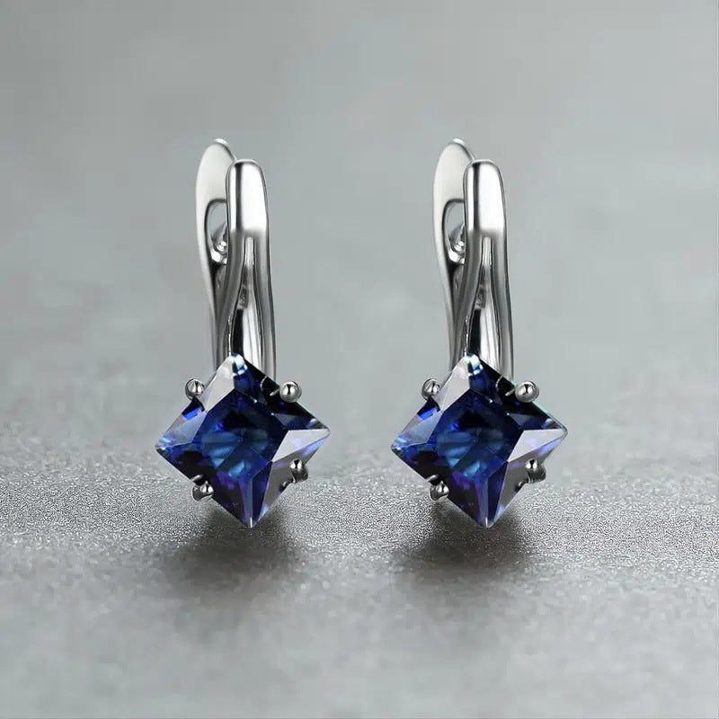 Boucles d'oreilles légères, luxueuses, en forme de diamant