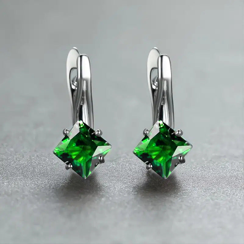 Boucles d'oreilles légères, luxueuses, en forme de diamant