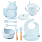 Ensemble de vaisselle pour bébé, 8 pièces : assiette, tasse, paille, bol en silicone, bavoir, plateau, cuillère, fourchette.