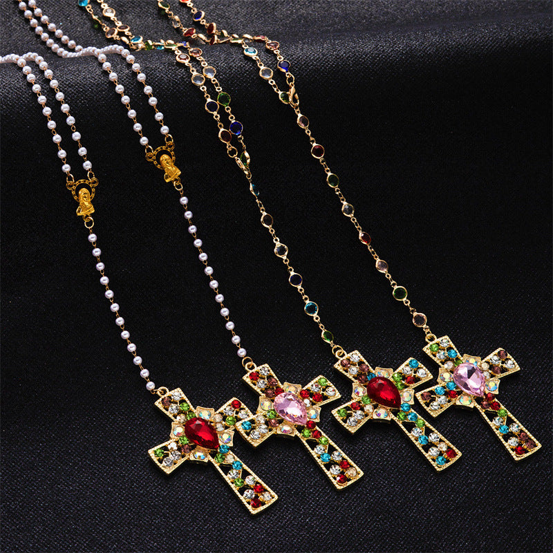 Collier pendentif croix en zircon coloré de haute qualité