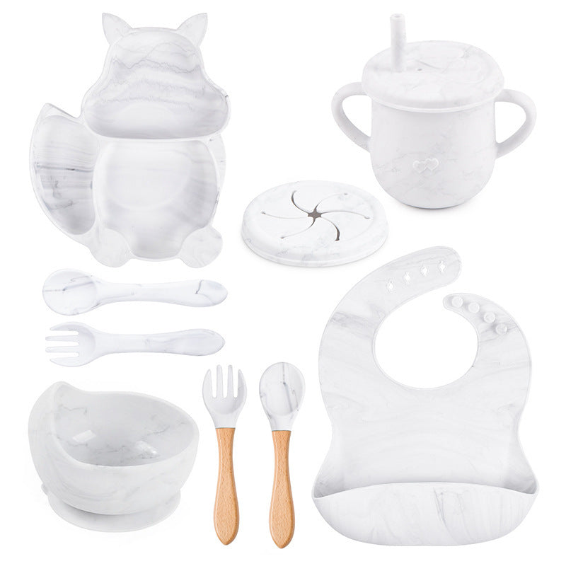 Ensemble de vaisselle pour bébé, 8 pièces : assiette, tasse, paille, bol en silicone, bavoir, plateau, cuillère, fourchette.